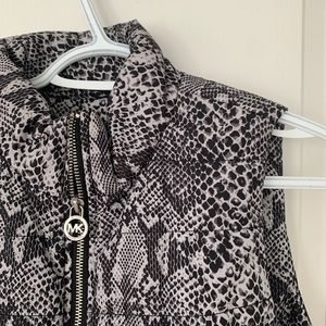 Micheal Kors vest Size S
